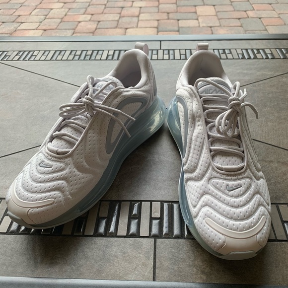 Nike air max 720 • BRAND NEW/NEVER WORN • - Picture 6 of 16